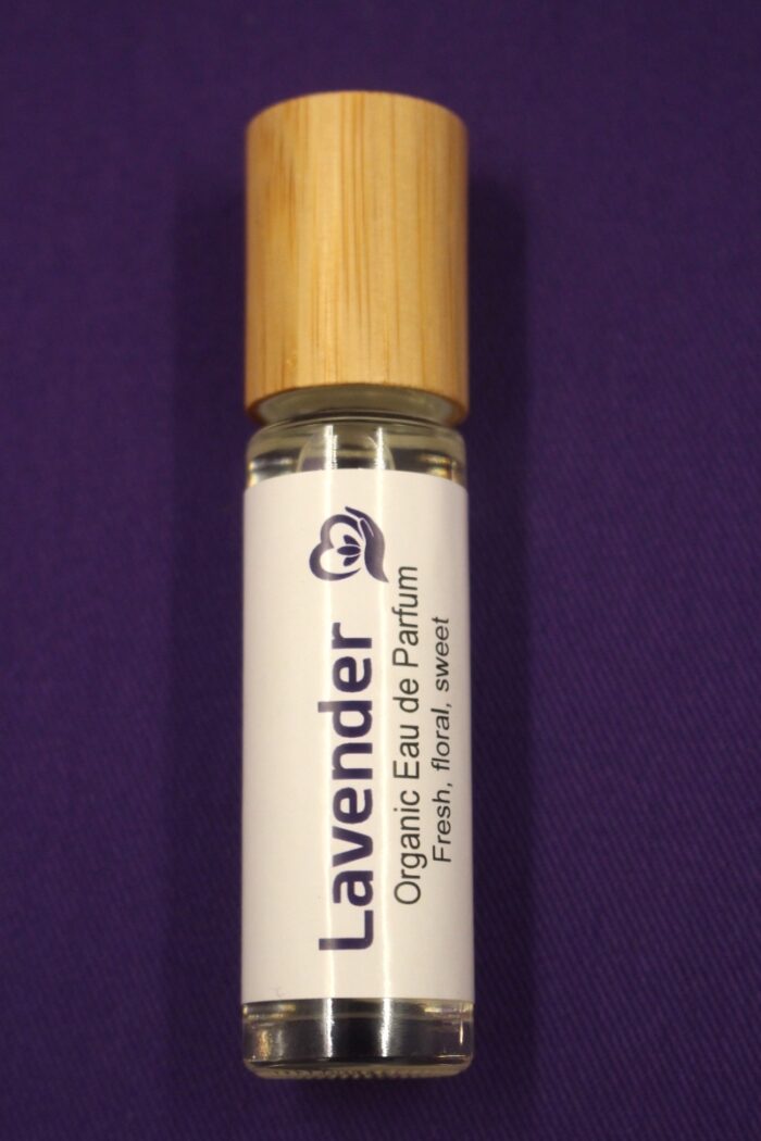 Lavender EDP Rollerball has a beautiful scent, reminiscent of our Tasmanian Lavender Fields, with an intoxicating hint of musk.