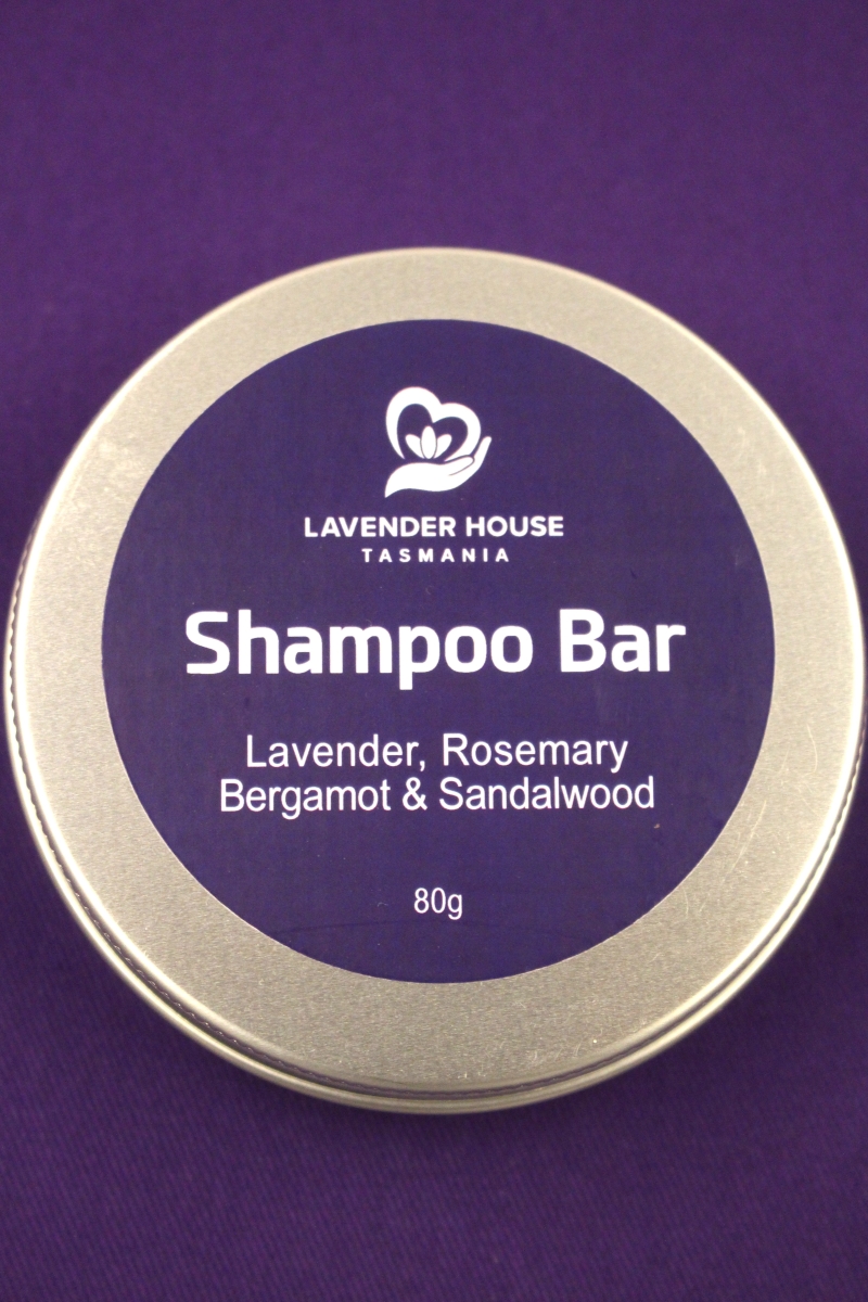 Lavender shampoo bar is a concentrated form of our best selling natural Lavender Shampoo. Presented in a convenient aluminium tin so it is perfect to take with you when travelling and on holiday.